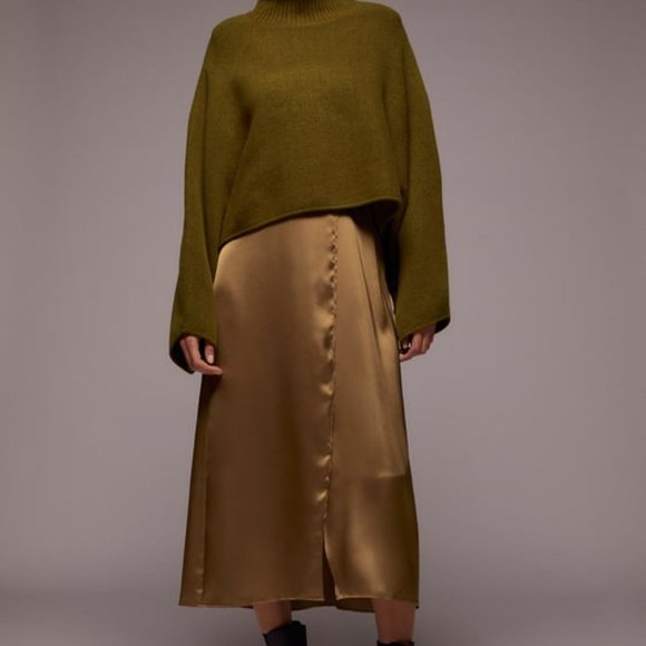 ZARA Brown Knit Turtleneck Crop Sweater with Button Sleeves Size Medium - Picture 5 of 9